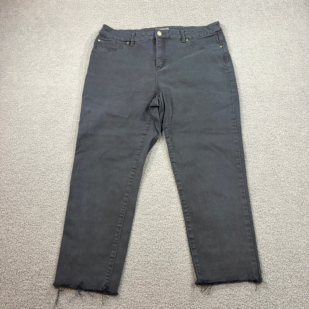 Chico's Jeans Women 2.5 Black So Slimming Crop Raw Hem Denim 570126513 Stretch